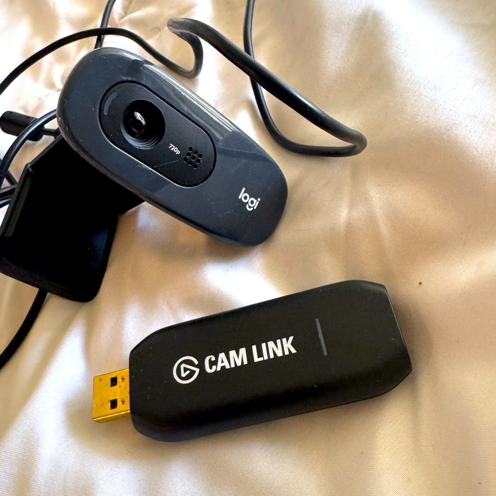 Elgato Camlink 4k w/ Logi Webcam